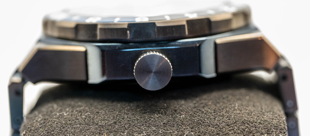 Citizen Series8 880 GMT