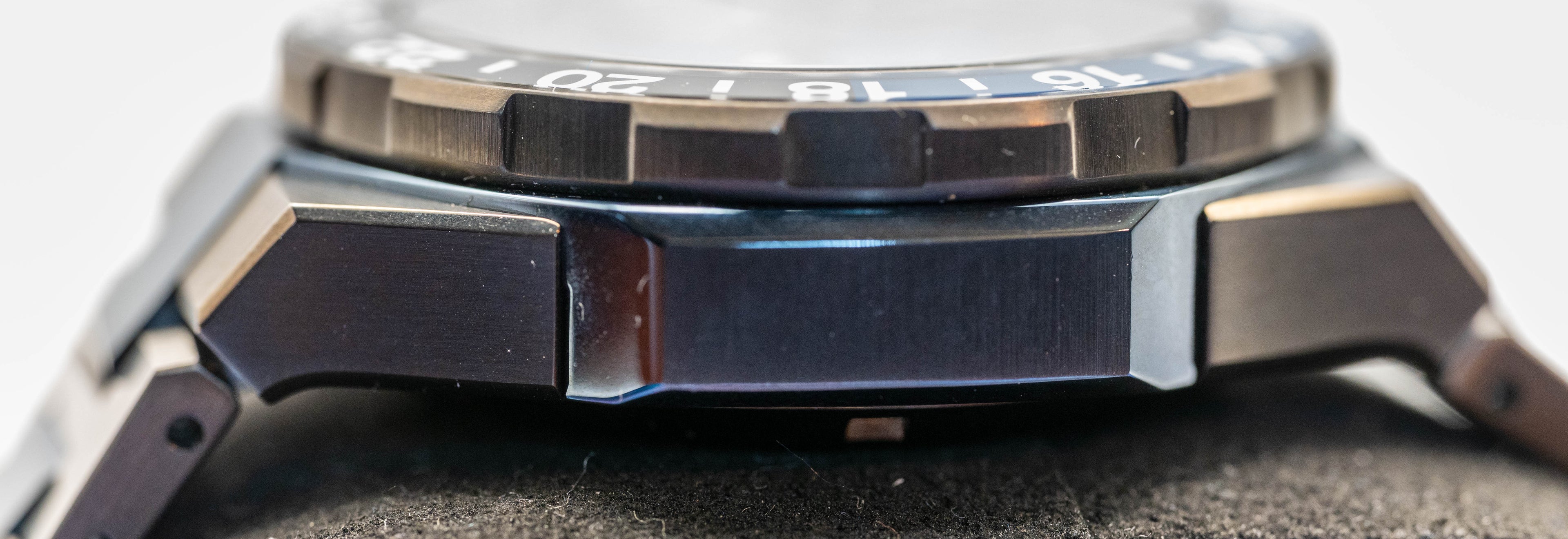 Citizen Series8 880 GMT