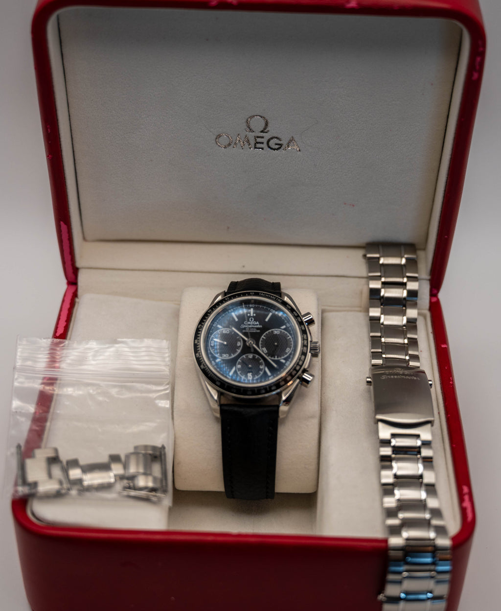 Omega Speedmaster Racing - 326.30.40.50.01.001
